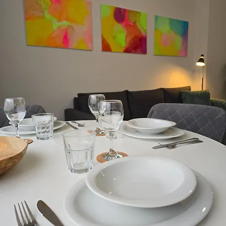 Apartament Art - Mit Balkon